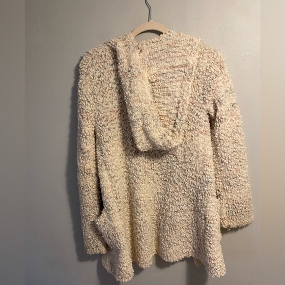 Cardigan - Picture 4 of 4